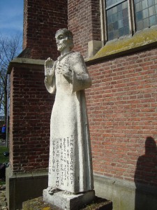 Kranenburg - Heilig Hartbeeld (4)
