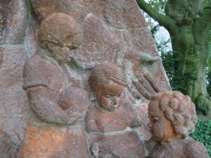Foto: 09-08-2015 Druten - Engelbewaarder (detail 1) - DSC04999